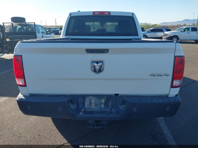 Продаж на аукціоні авто 2018 Ram 1500 Tradesman  4x4 5'7 Box, vin: 1C6RR7KT6JS323107, номер лоту: 45056033