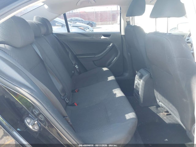 3VW2K7AJ8EM375946 Volkswagen Jetta 2.0l S
