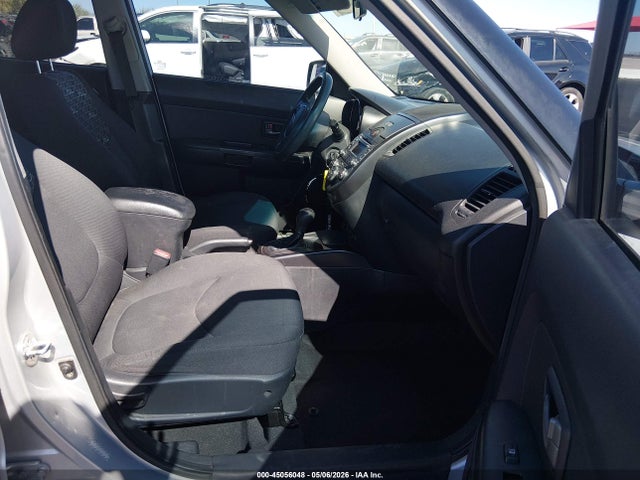 Auction sale of the 2011 Kia Soul +, vin: KNDJT2A23B7721723, lot number: 45056048