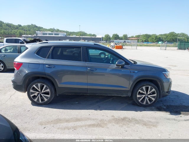 2022 Volkswagen Taos 1.5t Se მანქანა იყიდება აუქციონზე, vin: 3VVRX7B27NM017121, აუქციონის ნომერი: 45056049