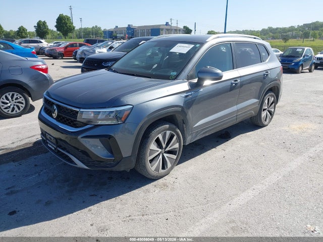 2022 Volkswagen Taos 1.5t Se მანქანა იყიდება აუქციონზე, vin: 3VVRX7B27NM017121, აუქციონის ნომერი: 45056049