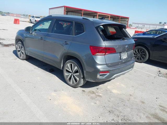 2022 Volkswagen Taos 1.5t Se მანქანა იყიდება აუქციონზე, vin: 3VVRX7B27NM017121, აუქციონის ნომერი: 45056049