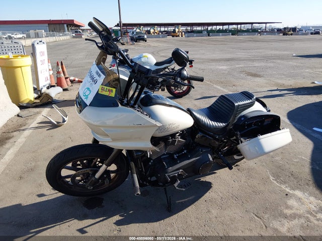 45056060 :رقم المزاد ، 1HD1YXZ19PB010850 vin ، 2023 Harley-davidson Fxlrst مزاد بيع