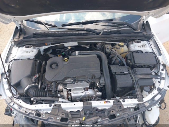 1G1ZD5ST4NF143336 Chevrolet Malibu Fwd Lt
