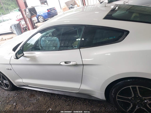 45056067 :رقم المزاد ، 1FA6P8CF7L5175525 vin ، 2020 Ford Mustang Gt Premium Fastback مزاد بيع
