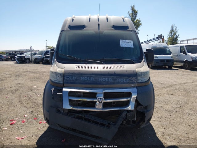 45056070 :رقم المزاد ، 3C6TRVDGXGE124499 vin ، 2016 Ram Promaster 2500 High Roof مزاد بيع