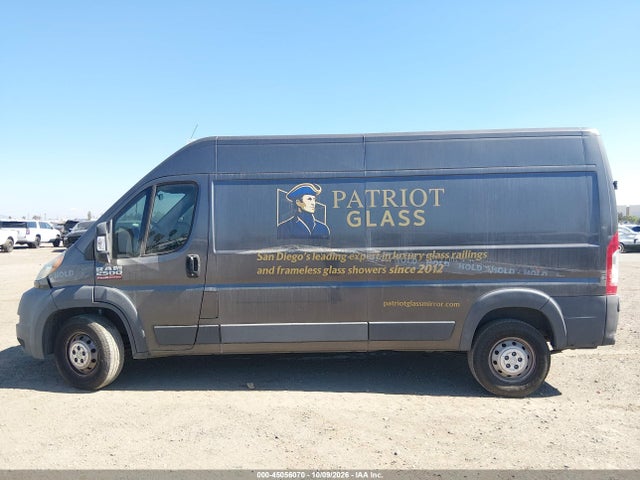 45056070 :رقم المزاد ، 3C6TRVDGXGE124499 vin ، 2016 Ram Promaster 2500 High Roof مزاد بيع