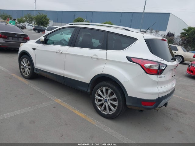Ford Escape Titanium 2017 1FMCU9JD3HUC17176 Image 3