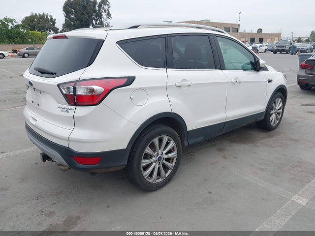 Ford Escape Titanium 2017 1FMCU9JD3HUC17176 Image 4
