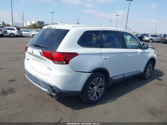 Mitsubishi Outlander Es 2017 JA4AD2A39HZ008287 Image 4