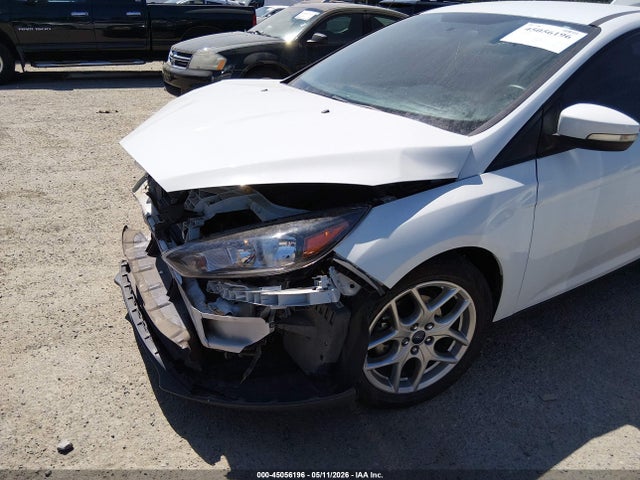 45056196 :رقم المزاد ، 1FADP3F27FL380443 vin ، 2015 Ford Focus Se مزاد بيع