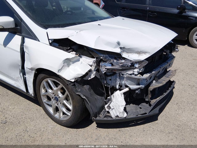 45056196 :رقم المزاد ، 1FADP3F27FL380443 vin ، 2015 Ford Focus Se مزاد بيع