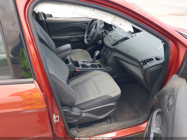 Продажа на аукционе авто 2019 Ford Escape S, vin: 1FMCU0F75KUA42208, номер лота: 45056198