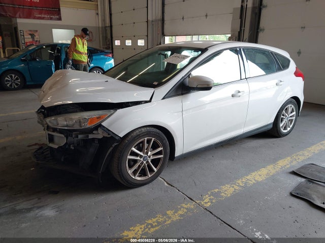 1FADP3K22GL270701 Ford FOCUS SE
