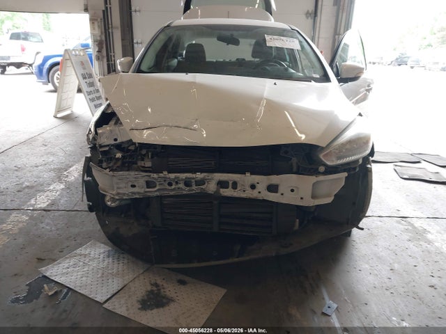 1FADP3K22GL270701 Ford FOCUS SE