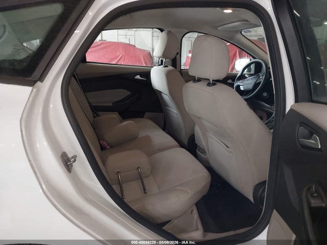 1FADP3K22GL270701 Ford FOCUS SE