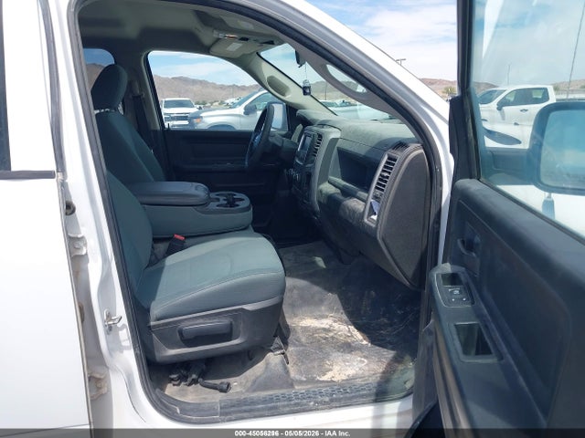 Продаж на аукціоні авто 2018 Ram 1500 Tradesman  4x4 5'7 Box, vin: 1C6RR7KT7JS315811, номер лоту: 45056296