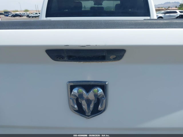 Продаж на аукціоні авто 2018 Ram 1500 Tradesman  4x4 5'7 Box, vin: 1C6RR7KT7JS315811, номер лоту: 45056296