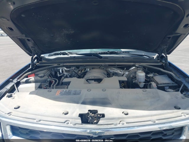 1GNSKAECXJR348761 Chevrolet Tahoe Ls