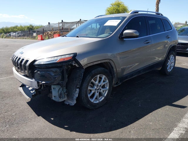 1C4PJLLB7JD587348 Jeep Cherokee Latitude Plus Fwd