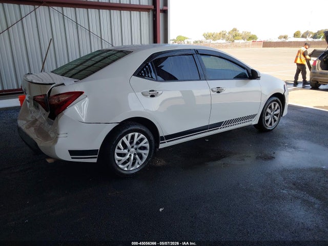 Toyota COROLLA LE 2019 5YFBURHEXKP889772 Image 4