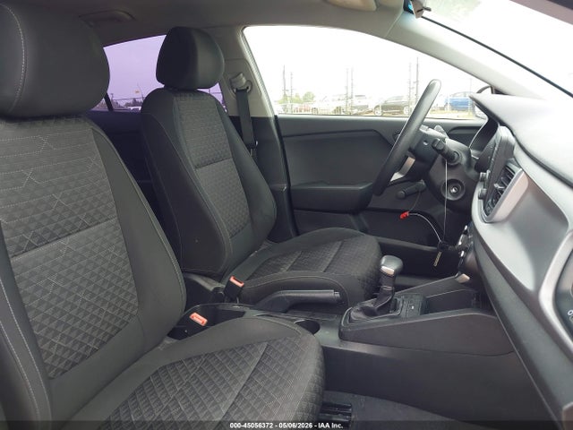 3KPA24AB7JE072084 KIA RIO LX