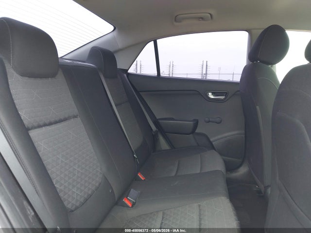 3KPA24AB7JE072084 KIA RIO LX