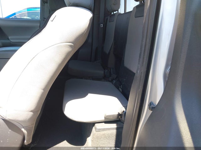 5TFRZ5CN9GX014126 Toyota Tacoma Sr5 V6