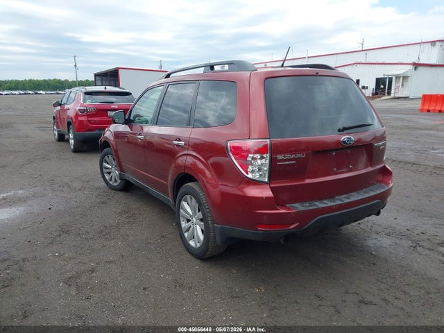 45056448 :رقم المزاد ، JF2SHADC0DH431796 vin ، 2013 Subaru Forester 2.5x Premium مزاد بيع