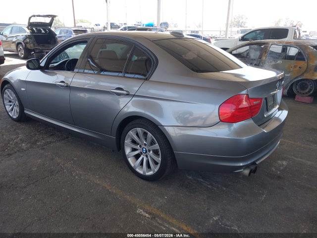 2011 Bmw 328i მანქანა იყიდება აუქციონზე, vin: WBAPH5C57BA443834, აუქციონის ნომერი: 45056454