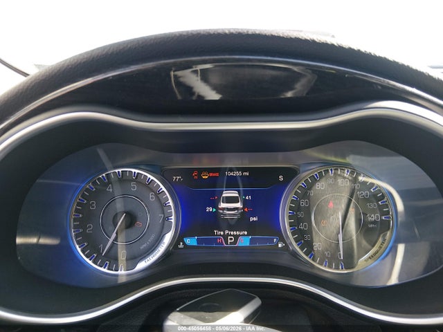 Chrysler 200 C 2015 1C3CCCCB9FN720612 Image 7