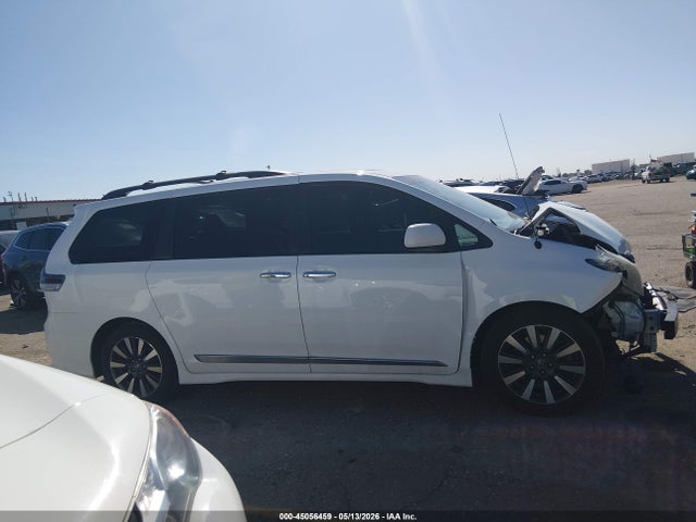 Aukcja sprzedaży 2013 Toyota Sienna Se 8 Passenger, vin: 5TDXK3DC9DS318801, numer aukcji: 45056459