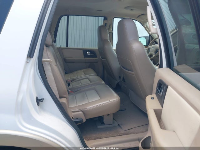 45056467 :رقم المزاد ، 1FMPU17515LA27428 vin ، 2005 Ford Expedition Eddie Bauer/king Ranch مزاد بيع
