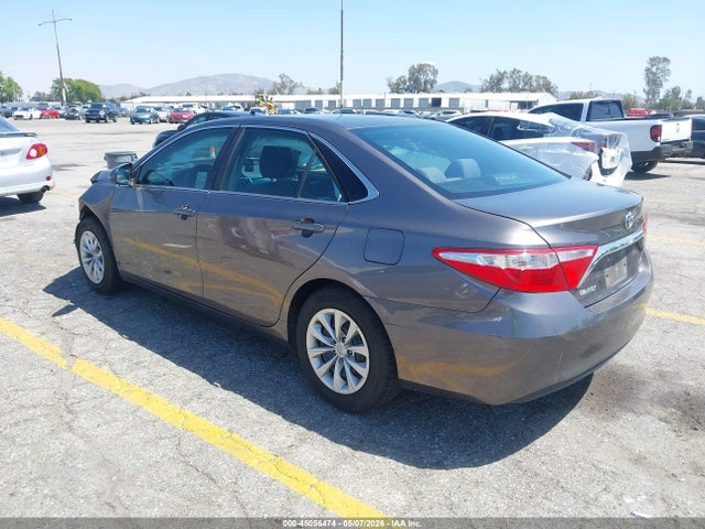 45056474 :رقم المزاد ، 4T4BF1FK0FR495891 vin ، 2015 Toyota Camry Le مزاد بيع