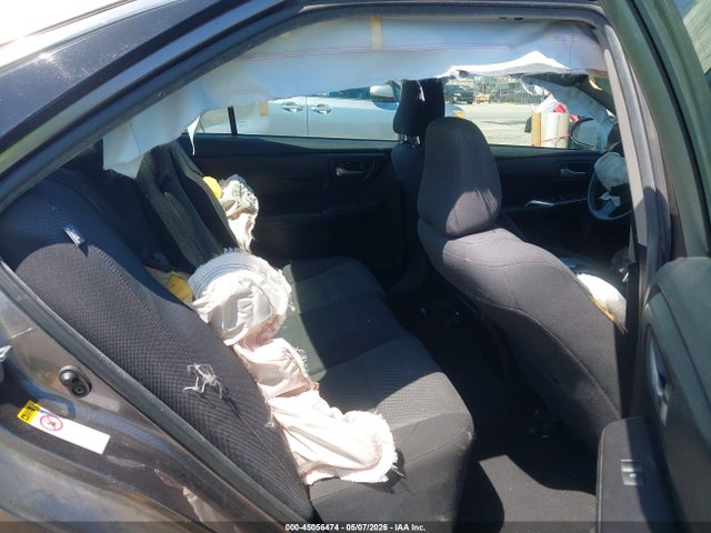 45056474 :رقم المزاد ، 4T4BF1FK0FR495891 vin ، 2015 Toyota Camry Le مزاد بيع