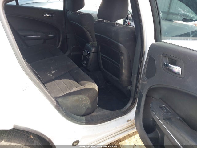 2C3CDXJG6EH125016 Dodge Charger Sxt