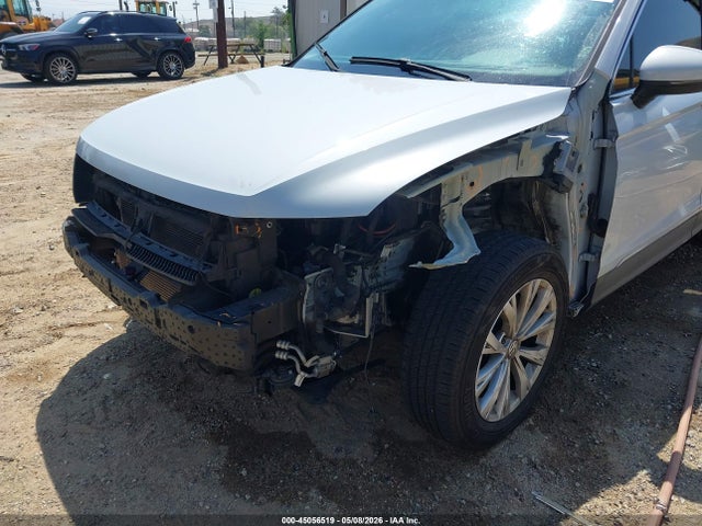 Продаж на аукціоні авто 2018 Volkswagen Tiguan 2.0t Se/2.0t Sel, vin: 3VV3B7AX4JM174634, номер лоту: 45056519