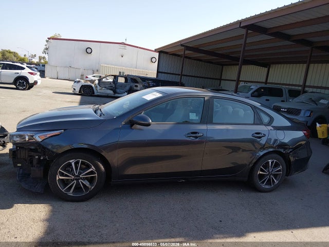 Продажа на аукционе авто 2023 Kia Forte Lxs, vin: 3KPF24AD9PE549632, номер лота: 45056533