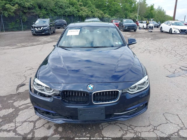 BMW 328i Xdrive 2016 WBA8E3G59GNU04027 Image 12