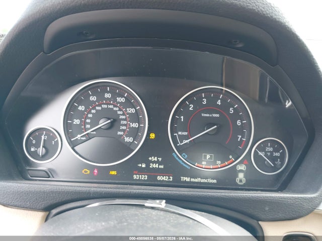 BMW 328i Xdrive 2016 WBA8E3G59GNU04027 Image 7