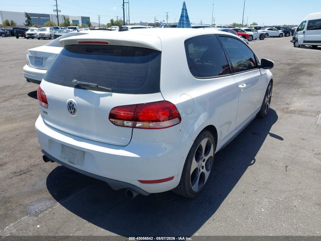 45056542 :رقم المزاد ، WVWFD7AJ3BW115335 vin ، 2011 Volkswagen Gti 2-door مزاد بيع