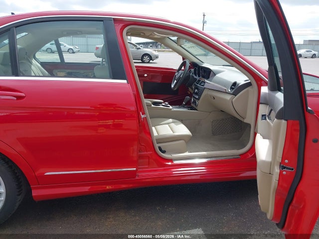 Продаж на аукціоні авто 2012 Mercedes-benz C 250 Sport, vin: WDDGF4HB4CR207880, номер лоту: 45056560