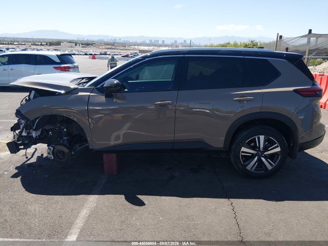 JN8BT3CA2RW351464 Nissan Rogue Sl Fwd