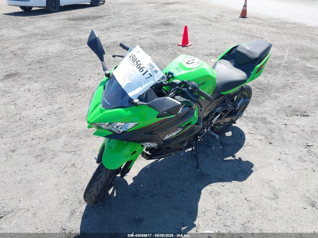 2018 Kawasaki Ex400 მანქანა იყიდება აუქციონზე, vin: JKAEXKG13JDA09486, აუქციონის ნომერი: 45056617