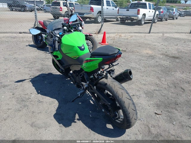 2018 Kawasaki Ex400 მანქანა იყიდება აუქციონზე, vin: JKAEXKG13JDA09486, აუქციონის ნომერი: 45056617