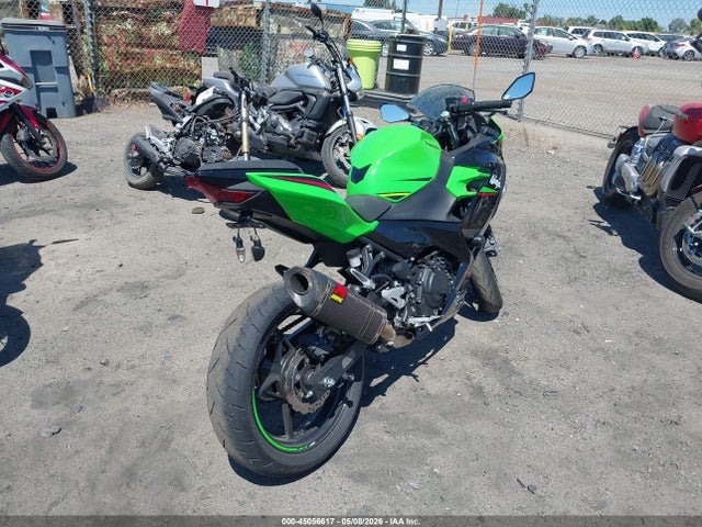 2018 Kawasaki Ex400 მანქანა იყიდება აუქციონზე, vin: JKAEXKG13JDA09486, აუქციონის ნომერი: 45056617