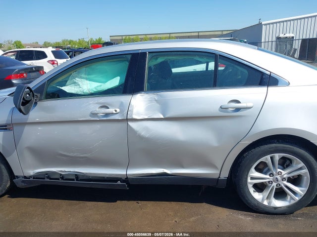 2015 Ford Taurus Se მანქანა იყიდება აუქციონზე, vin: 1FAHP2D89FG172611, აუქციონის ნომერი: 45056639
