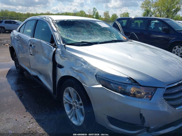 2015 Ford Taurus Se მანქანა იყიდება აუქციონზე, vin: 1FAHP2D89FG172611, აუქციონის ნომერი: 45056639