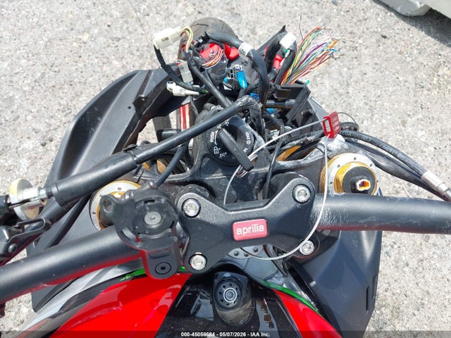 Auction sale of the 2021 Aprilia Tuono V4 1100 Factory, vin: ZD4KZUB05MS000089, lot number: 45056664