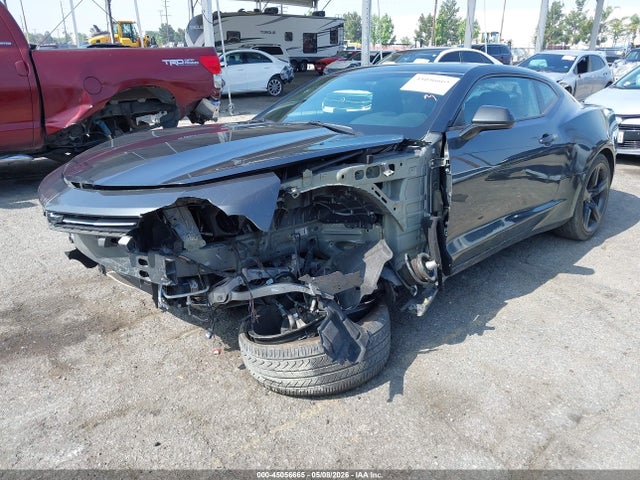 Chevrolet Camaro 1lt 2018 1G1FB1RX6J0142017 Image 2